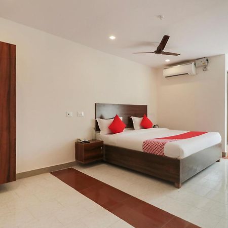 Hotel O Akshaya Elite Vijayawāda Exterior foto